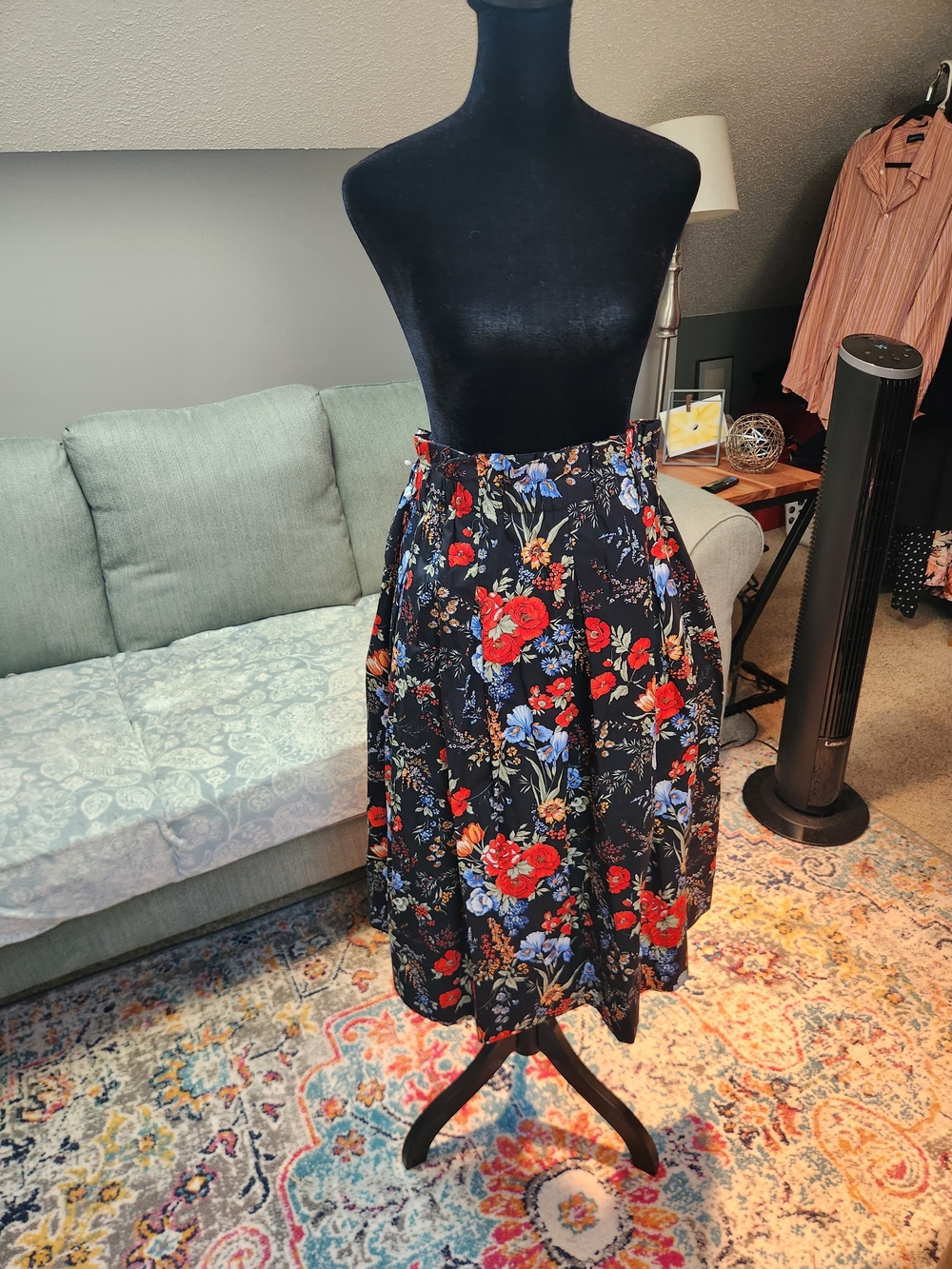 H & M Floral A-Line Midi Skirt - Black with Red & Blue Flowers Medium Like New